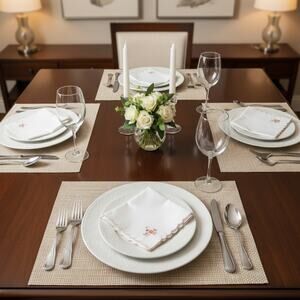 Vintage Scalloped Embroidered Napkins Set of 8 French Country Grandmillennial